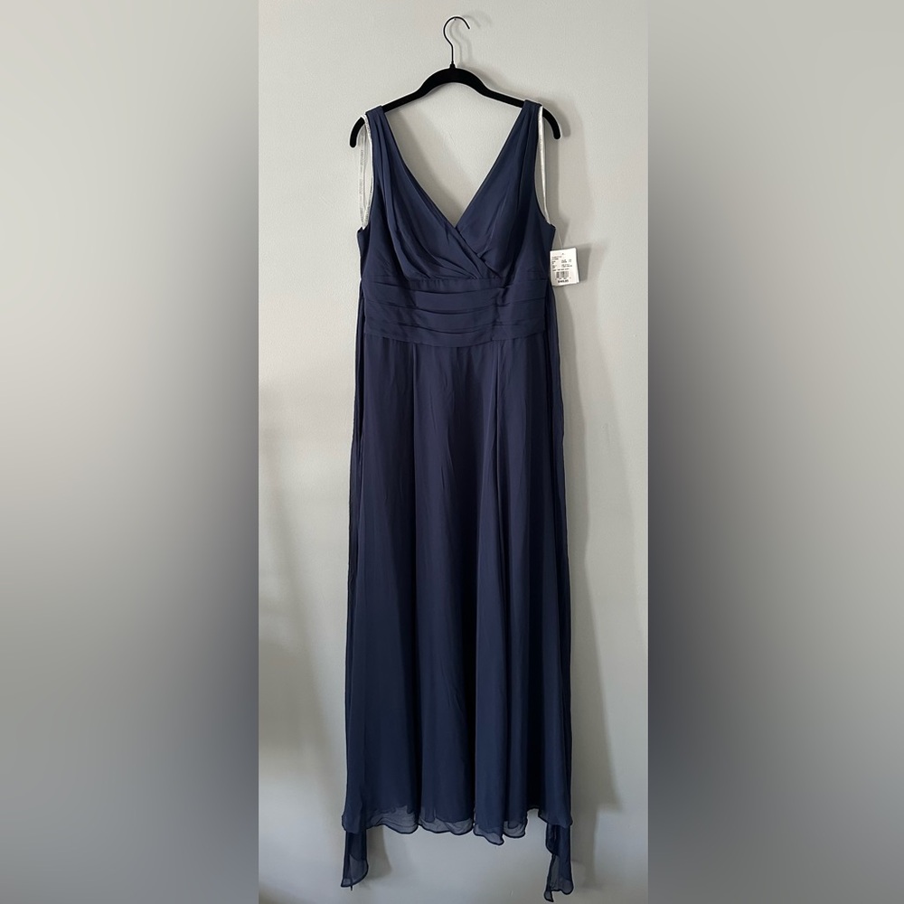 David's Bridal Surplice Tank Long Chiffon Bridesmaid Dress | Size 10 | Marine